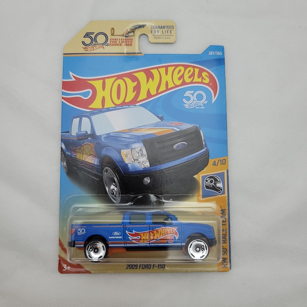 Hot Wheels 50th Anniversary 2009 Ford F-150 HW50 RACE TEAM
